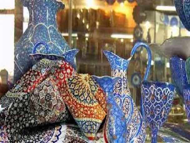 فعالیت 5000 هنرمند صنایع دستی در البرز/ بازاریابی و فروش؛ مهمترین دغدغه هنرمندان استان/ کیفیت و ماندگاری تفاوت صنایع دستی ایرانی و چین