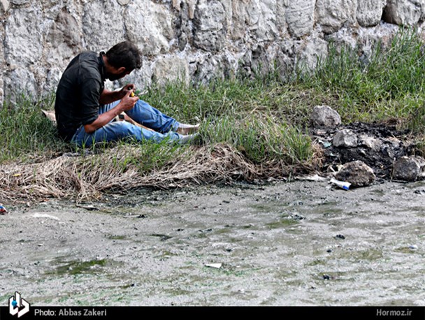 خورخوابی معضلی پایدار در قطب اقتصادی کشور/ وقتی خورها، مأمن امن کارتن‌خواب‌های شهر می‌شود
