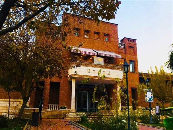 میزبانی ده هزارنفری از مخاطبان تئاتری