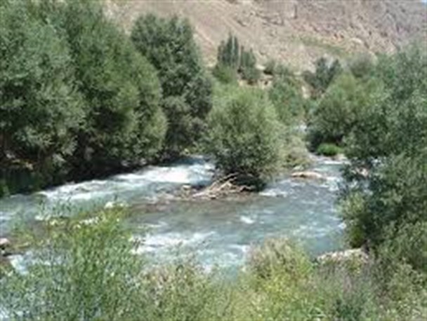پرسرعت ترین رودخانه بلوچستان، روستای “سورکمب” کنارک را تهدید می‌کند