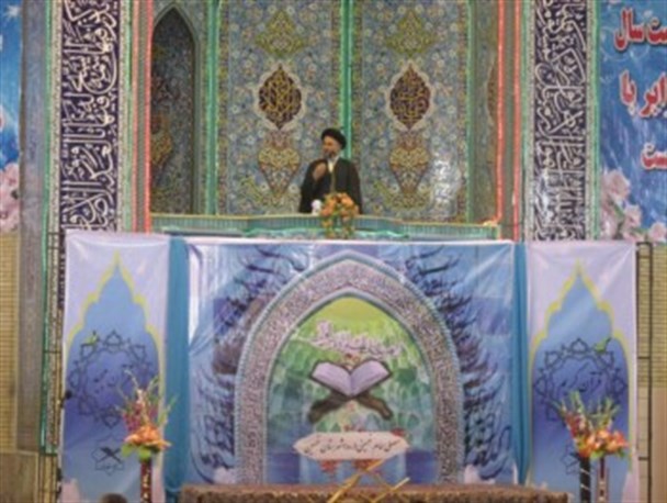 وقوع جنگ در کشورهای منطقه به سرکردگی استکبار جهانی است
