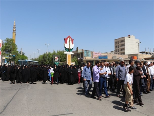 تجمع و راهپیمایی "مدافعان حریم خانواده" در میاندوآب + تصاویر