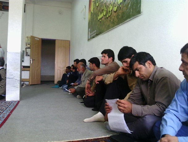 دهیارهای دیلمان برای جمع آوری زباله از فرماندار سیاهکل کمک خواستند
