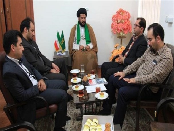 دیدار مدیرعامل شرکت گاز استان ایلام با امام جمعه ملکشاهی/ نرخ تعرفه های گاز صدای مردم را درآورد