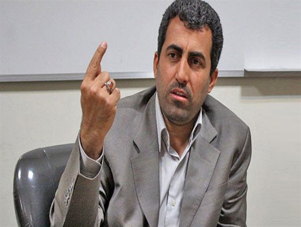 ضعف نظارتی در بانک مرکزی مشهود است/ از تیم اقتصادی دولت صدای واحد به گوش برسد