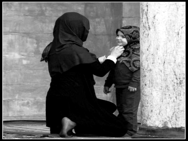 حجاب و آثار مفید آن در تدام زندگی زناشویی/ حجاب تنها وظیفه شرعی زنان نیست