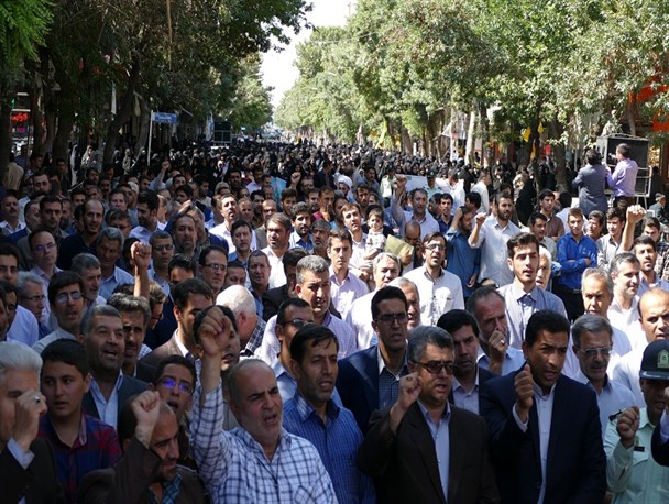 اجتماع بزرگ مردمی صیانت از حریم خانوده در بناب برگزار شد+ تصاویر