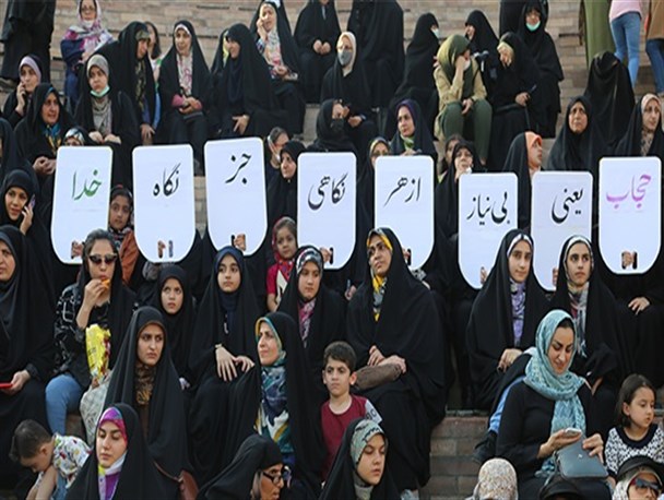 اجتماع بزرگ مدافعان حریم خانواده در مرکز مازندران