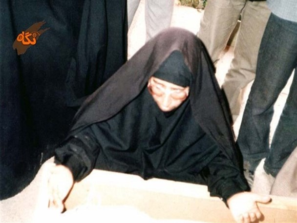 مادر شهید احمد هاشمی درگذشت