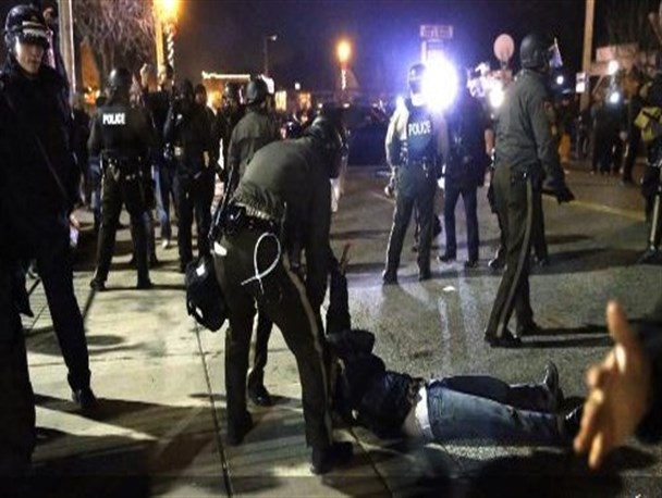 نژادپرستی پلیس آمریکا و سکوت مجامع مدعی دفاع از حقوق بشر
