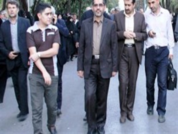 حضور بی نظیر مردم در تشییع شهدای غواص در اقتدار ملی تاثیر گذار است