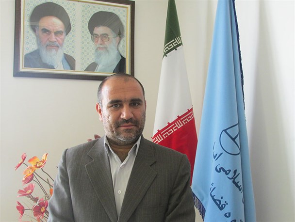 ازدواج دختران زیر سیزده سال فقط با اجازه دادگستری امکان پذیر است