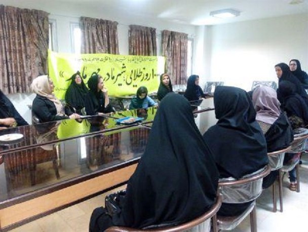 کارگاه آموزشی تغذیه با شیر مادر در پاسارگاد برگزار شد