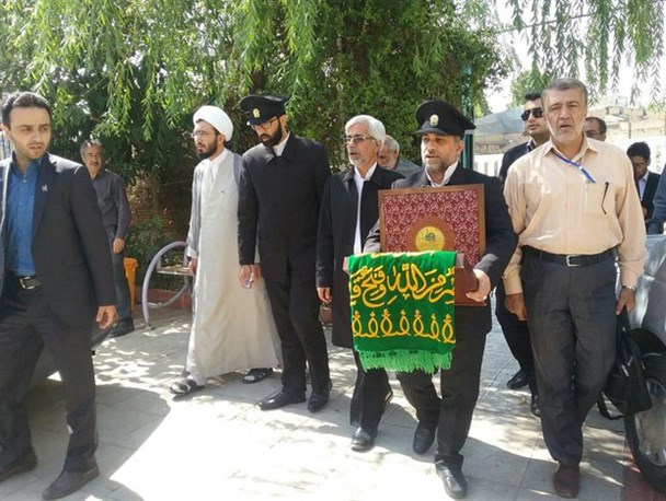 اختتامیه همایش ملی سیمای امام رضا (ع) در آیینه ادبیات پایداری برگزار شد