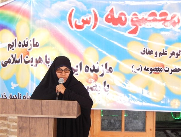 محوریت تهاجم فرهنگی،تغییر سبک زندگی زنان ایرانی است/اهداء جهیزیه به نوعروسانی بی بضاعت در خدابنده+تصاویر