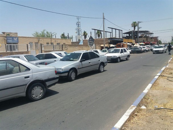 در سایه ی نبود پارکینگ اعصاب شهروندان رودباری سوهان می شود