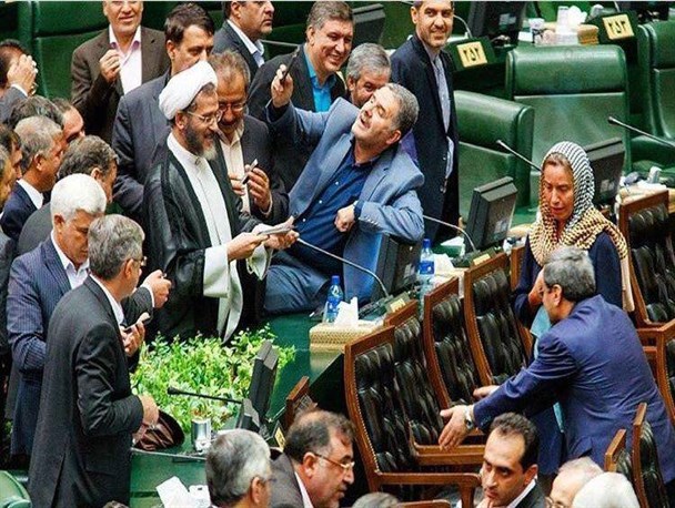 از مسجد آمریکایی تا حجاب موگرینی!