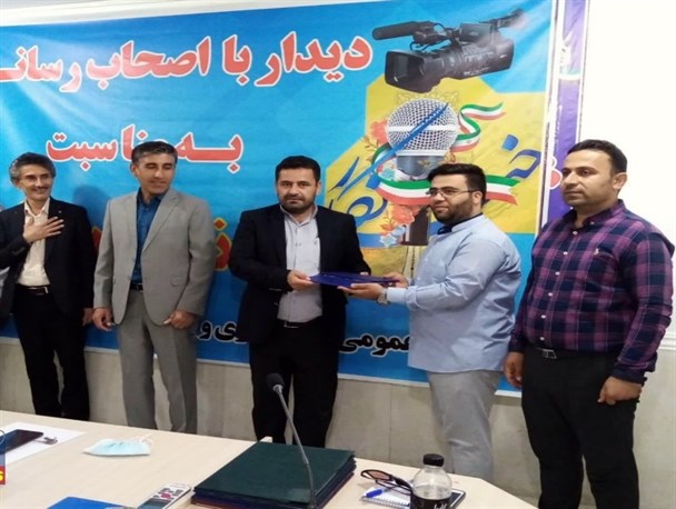 خبرنگار صیاد متبحر در شکار سوژه ها برای رفع مشکلات است+تصاویر