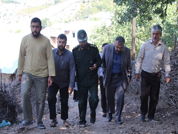 گزارش تصویری از فعالیت های جهادگران دانشجویان بسیجی گروه جهادی کبوتران رحمت