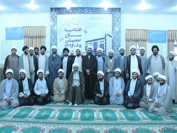 مراسم افتتاحیه سال تحصیلی 94-95 مدرسه علمیه امام خمینی (ره) بوشهر برگزار شد/ تصاویر