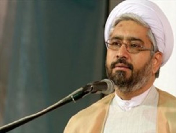 قدرت کلام زن، دوبرابر و نیم مرد است/ در شناخت خصوصیات همسر خود درنگ نکنید