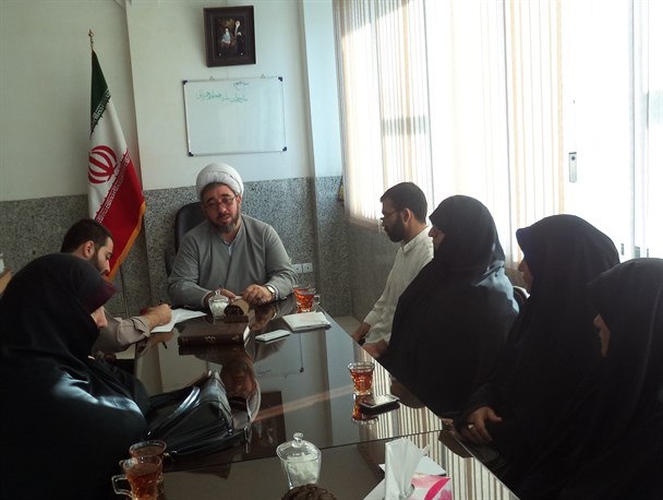 نشست مدیران موسسات قرآنی و کانون های های فرهنگی بهارستان