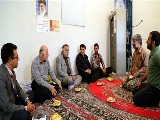 تصاویر/ بازدید قائم مقام دانشگاه علوم پزشکی بوشهر از اردوی جهادی