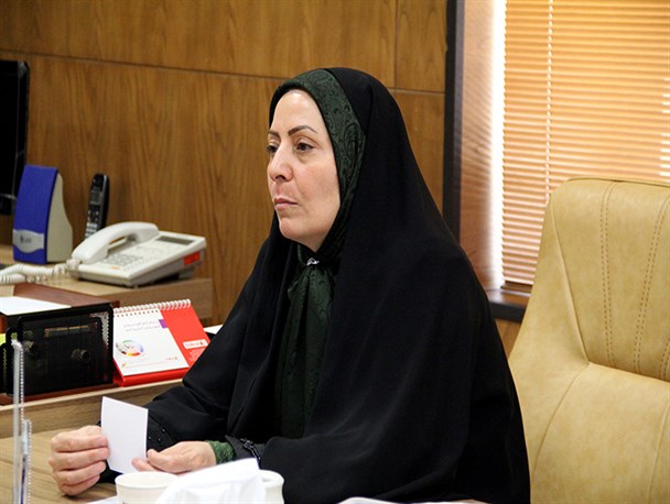 شبکه های اجتماعی دختران را از هویت دینی و ملی دور کرده است/ الگو سازی از ائمه بهترین روش تربیتی