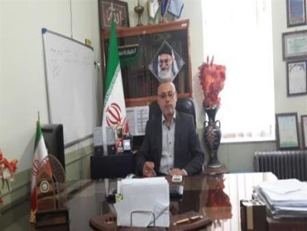 یکسان سازی پوشش مدارس و توزیع لباس فرم در پیرانشهر + قیمت لباس ها
