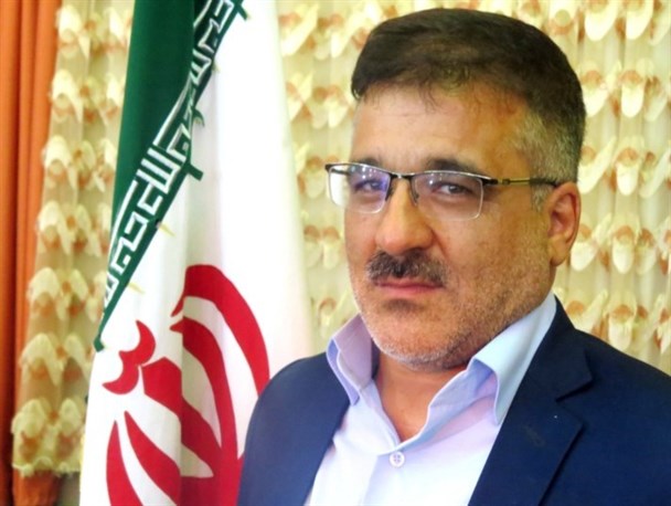 مدارس فرسوده و کمبود تجهیزات زیاد است