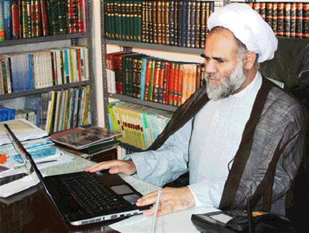عده ای در داخل کشور به دنبال دست دوستی با آل سعود هستند