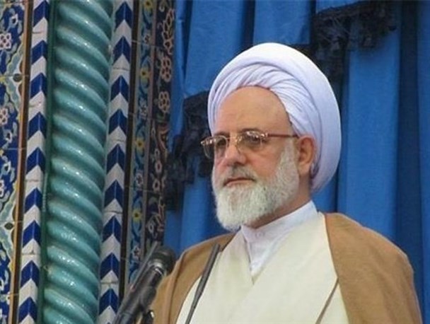 شجاعت و تدبیر رهبر انقلاب و اقتدار نیروهای نظامی ایران خاری در چشم استکبار جهانی است
