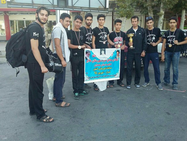 درخشش ورزشکاران ملایری در مسابقات آزاد رینگی کشور