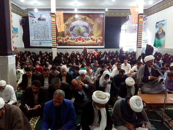 دعای پرفیض عرفه در نیمروز طنین انداز شد