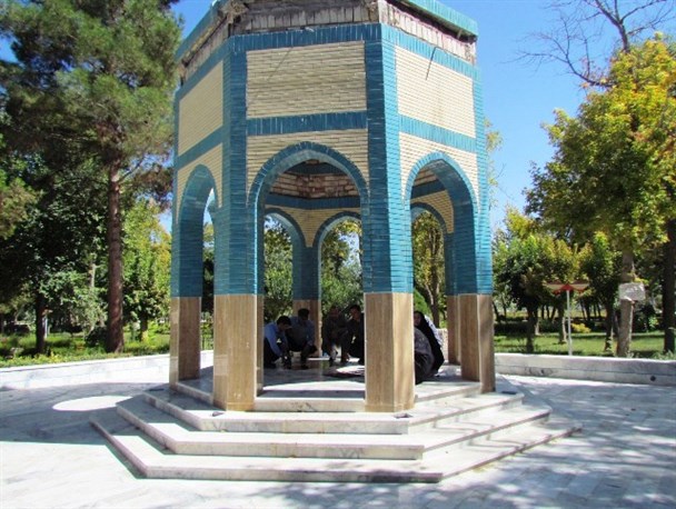 80 درصد پروژه ساخت المان شهدای گمنام درگز انجام شده است