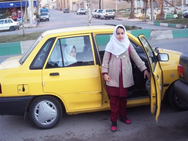 بانوان ۵۵ درصد سرویس دهی مدارس را به عهده دارند