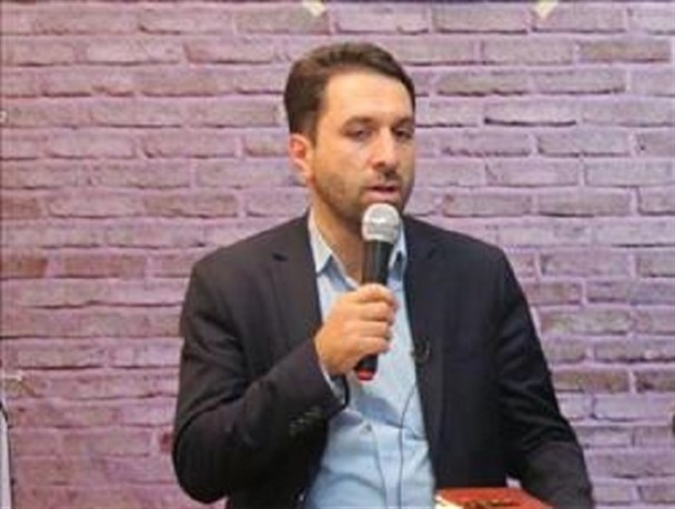 سال گذشته 10 تولیدکننده آذربایجان‌شرقی با فشار بانک‌ها خودکشی کردند/ پشت ربا ایستاده‌ایم تا سقوط نکنیم