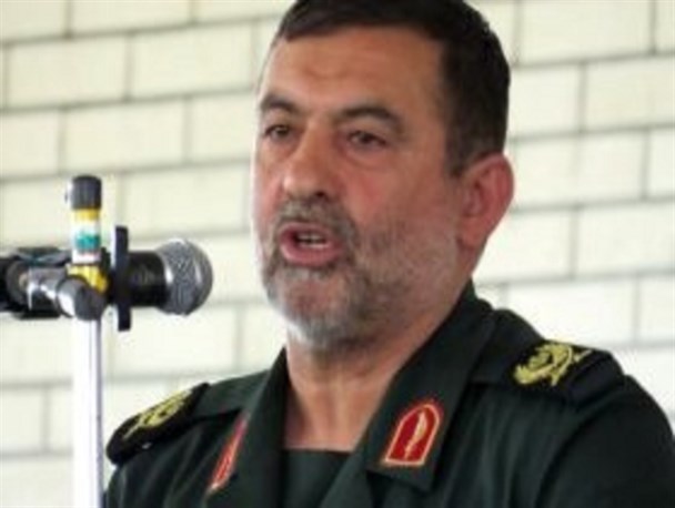 برخی می خواهند از قطار انقلاب پیاده شوند و دلیل انحراف خود را گردن انقلاب بیندازند/ آمریکا هر روز «ذلیل‌تر» از دیروز