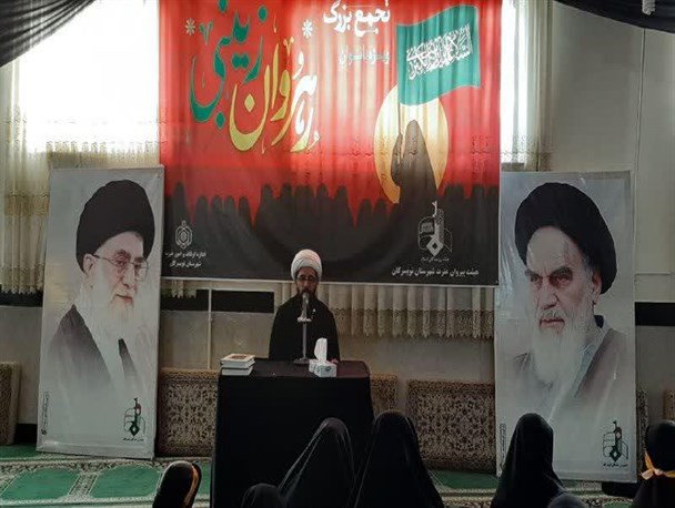 لقمه حرام، مانع شنیدن حرف حق می شود/بانوان با انتقال پیام عاشورا، فرزندان خود را حسینی تربیت کنند