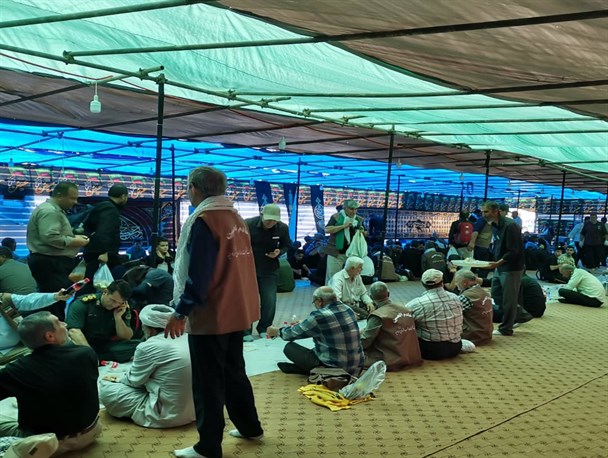 موکب‌داران عشق/ شور و شیدایی خادمان تبریزی در مشایه اربعین