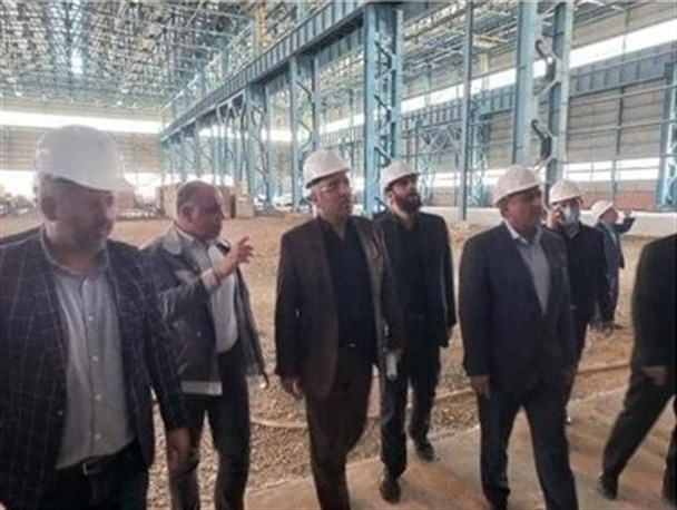 بازدید جمعی از مسئولان از روند توسعه کارخانه فولاد ازنا+ تصاویر