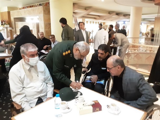 روحیه انقلابی و مجاهدانه جانبازان برای جوانان و مسئولین امیدبخش است