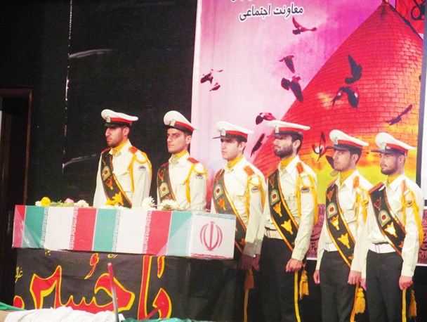 برگزاری همایش عاشوراییان با حضور پیکر مطهر یک شهید گمنام در رشت