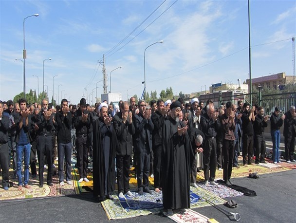 نماز ظهر عاشورای حسینی در سمنان اقامه شد
