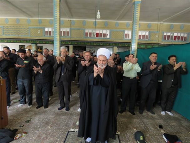 نماز ظهر عاشورا در نیر اقامه شد+تصاویر