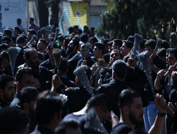 استان مرکزی  صحنه پرشور عزاداری حسینی در روز عاشورا+تصویر