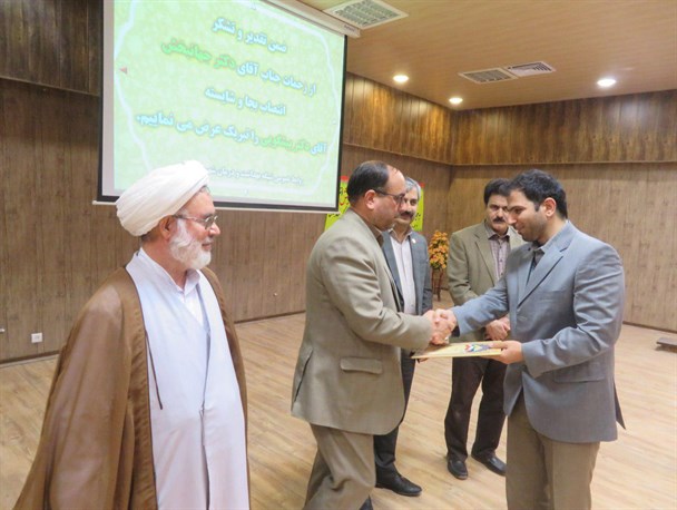 مراسم تودیع و معارفه مدیر شبکه بهداشت و درمان شهرستان راور برگزار شد+تصاویر