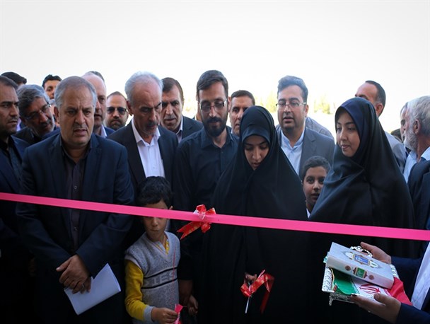 چندین پروژه اقتصادی، اجتماعی و خدماتی در شهرستان مبارکه افتتاح شد/ تصاویر