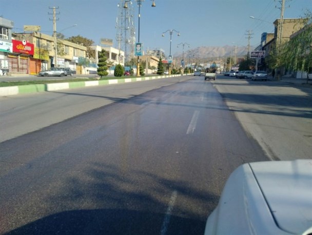 بی توجهی مسوولان آبفای شهری یاسوج به هدر روی آب/اینجا گوش کسی بدهکار نیست