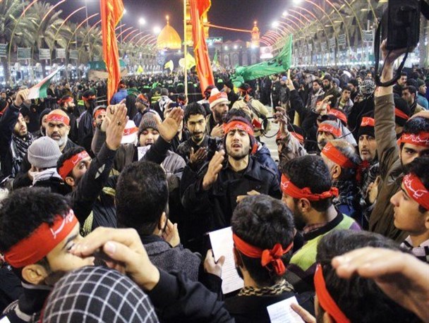 ۲۰۰ دانشجوی دیری در پیاده روی اربعین شرکت کردند